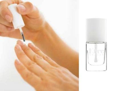 pose de vernis à ongles